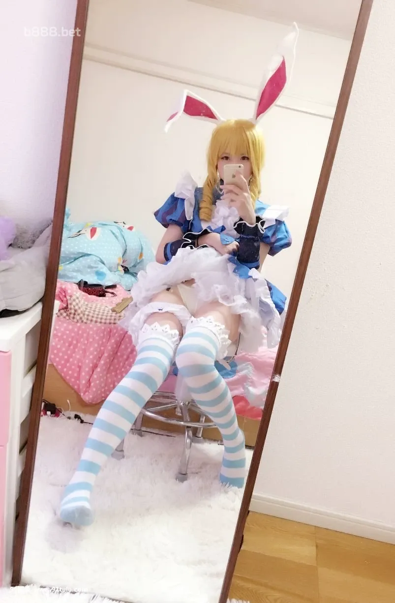 Misa-Xidaidai-习呆呆---Cosplay-Alice-In-Wonderland-[31P]Misa,Xidaidai,Cosplay,Alice,Wonderland,31P,呆呆,Cosplay