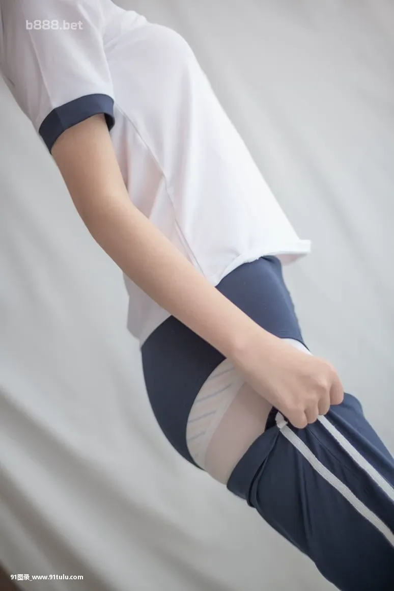 森萝财团-R15---白丝运动少女---Cute-teen-girl-in-sport-wear-[52P]白丝,森萝,R15,Cute,teen,girl,sport,wear,52P,财团,少女,运动,运动,少女,白丝