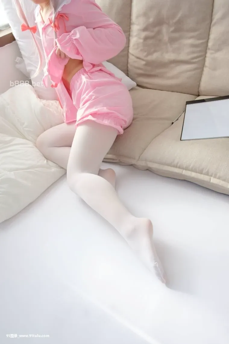 Izumi-Sagiri-Cosplay-Loli-girl-cosplay-very-cute-girl-[79P]girl,Izumi,Sagiri,Cosplay,Loli,cosplay,cute,79P,cos,cosplay,Cosplay,cute,Loli