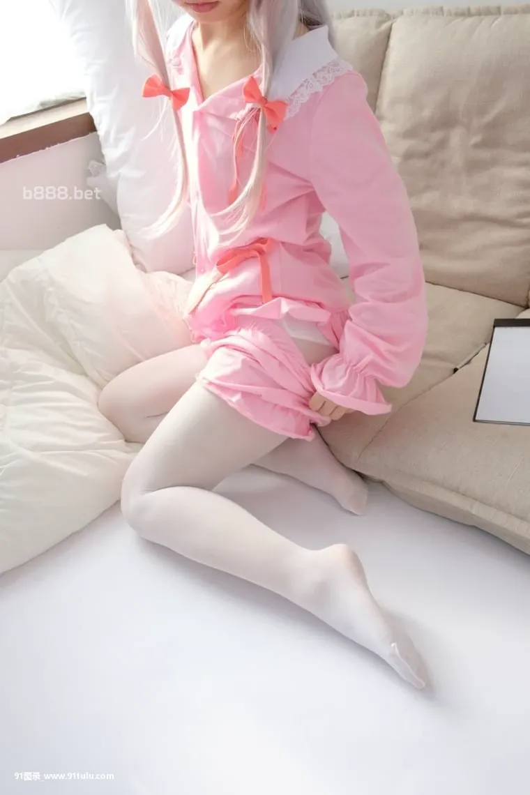 Izumi-Sagiri-Cosplay-Loli-girl-cosplay-very-cute-girl-[79P]girl,Izumi,Sagiri,Cosplay,Loli,cosplay,cute,79P,cos,cosplay,Cosplay,cute,Loli