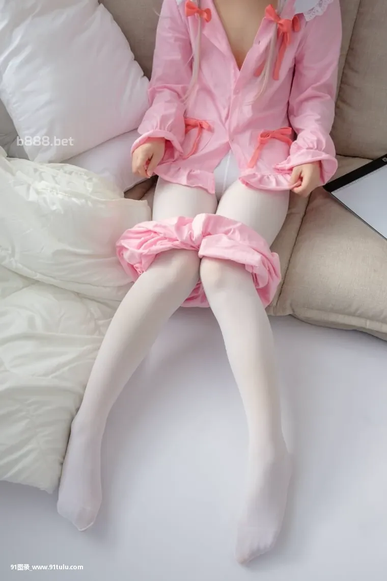 Izumi-Sagiri-Cosplay-Loli-girl-cosplay-very-cute-girl-[79P]girl,Izumi,Sagiri,Cosplay,Loli,cosplay,cute,79P,cos,cosplay,Cosplay,cute,Loli