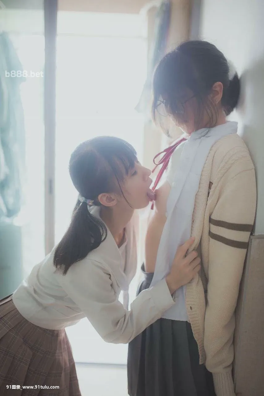 柚木写真之品玉系列第3套VIP福利图-2---Loli-lesbian-girls-[41P]品玉,VIP,Loli,lesbian,girls,41P,柚木,写真,福利,系列,写真,Loli