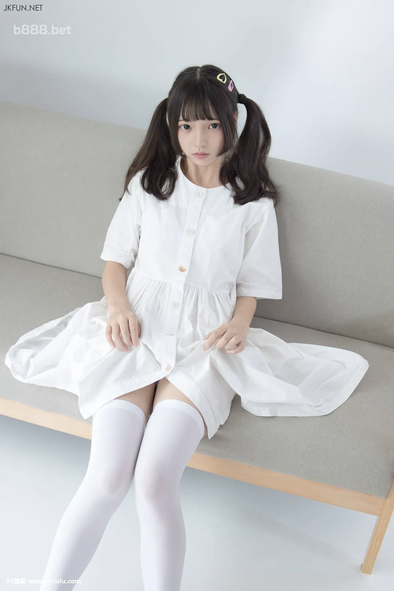 Cute-loligirl-in-white-dress-[89P]Cute,loligirl,white,dress,89P,loli