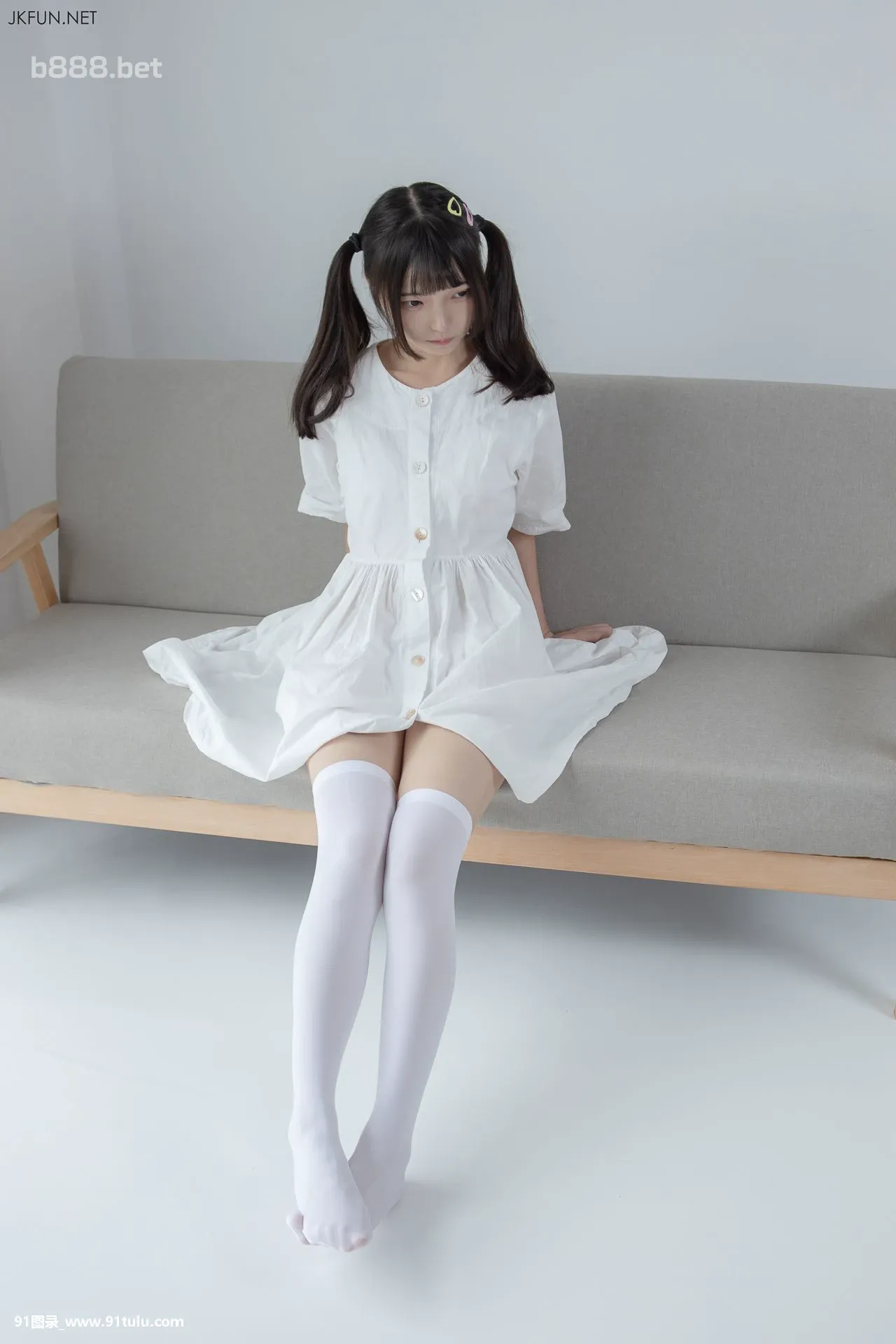 Cute-loligirl-in-white-dress-[89P]Cute,loligirl,white,dress,89P,loli