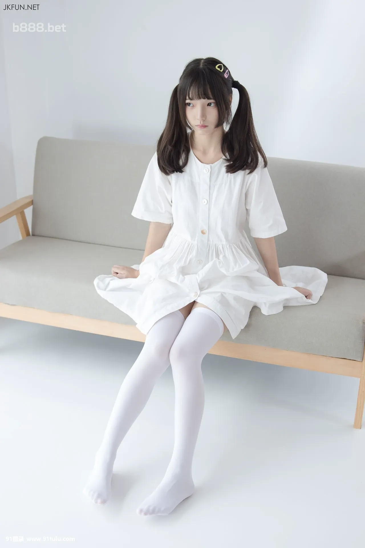 Cute-loligirl-in-white-dress-[89P]Cute,loligirl,white,dress,89P,loli