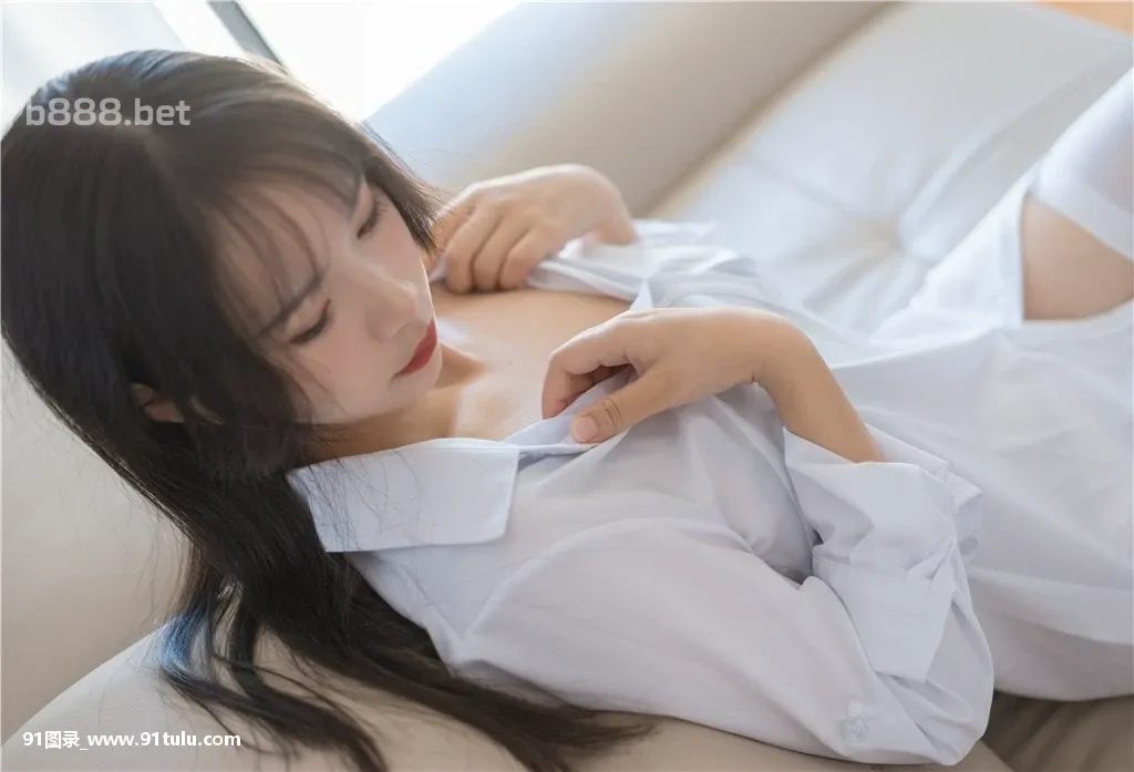 兔玩映画-Cute-loli-in-white-shirt-[51P]兔玩映,Cute,loli,white,shirt,51P,映画,loli