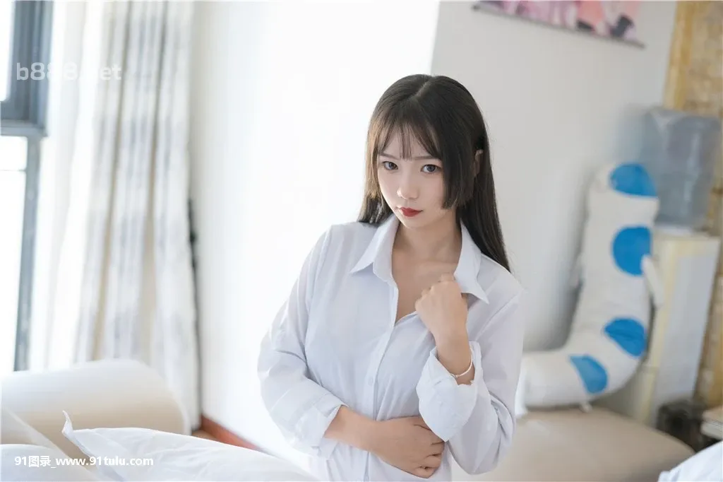 兔玩映画-Cute-loli-in-white-shirt-[51P]兔玩映,Cute,loli,white,shirt,51P,映画,loli