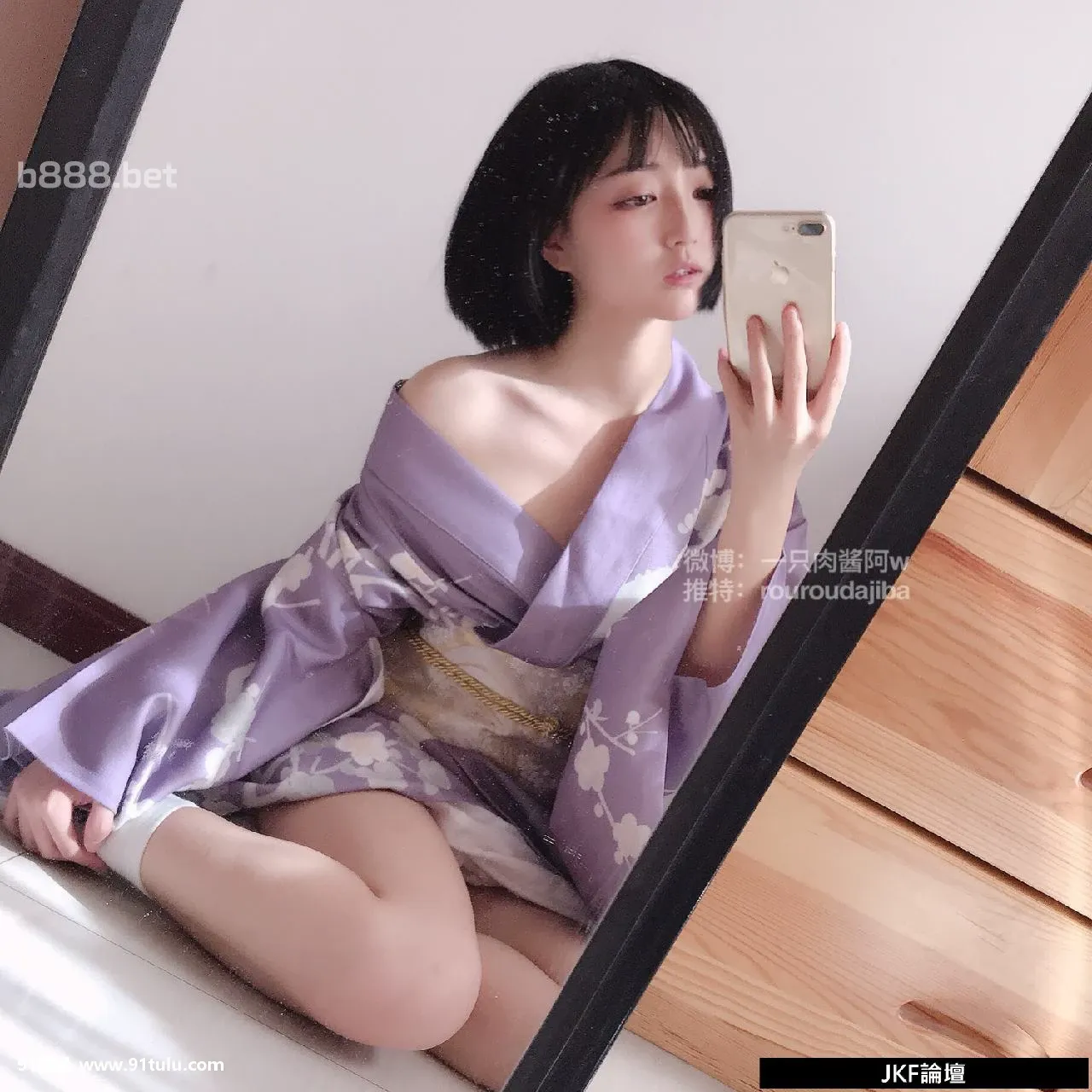 [一只肉酱阿]-Cute-Girl-Selfie-With-Young-Pussy-[53P]Cute,Girl,Selfie,Young,Pussy,53P,肉酱,一只