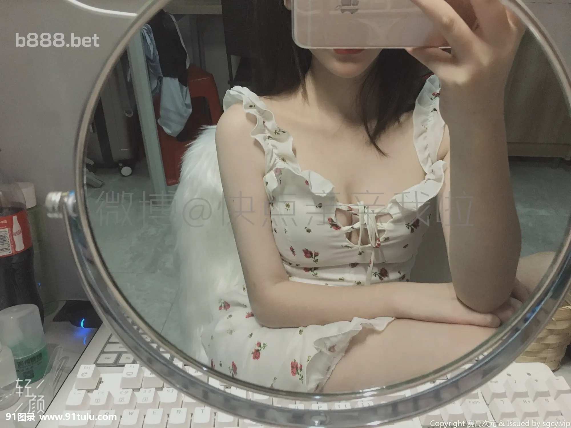 [快点亲亲我吖-收费视图]-Private-Selfies-[79P]视图,Private,Selfies,79P,亲亲,快点,收费