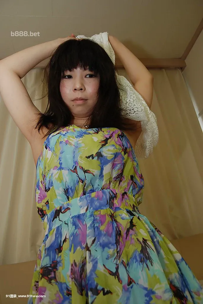 Bosomy-asian-teen-Naomi-Ide-stripping-down-and-taking-shower-[15P]Bosomy,asian,teen,Naomi,Ide,stripping,taking,shower,15P,asia,asian