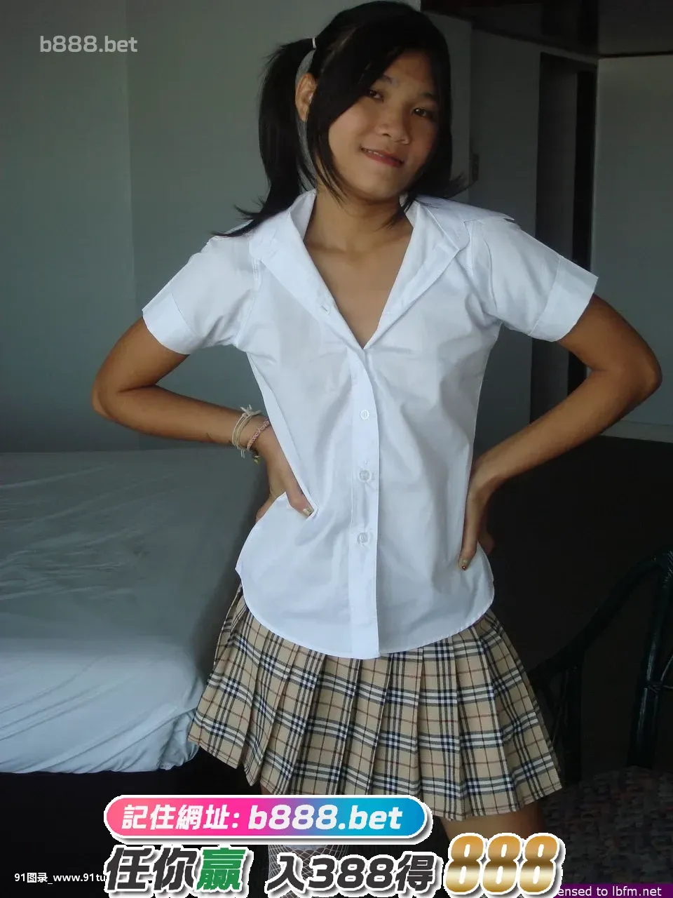 Asian-teen-takes-off-her-schoolgirl-clothes-to-expose-her-hairless-pussy-[11P]Asian,teen,takes,schoolgirl,clothes,expose,hairless,pussy,11P,Asia,Asian