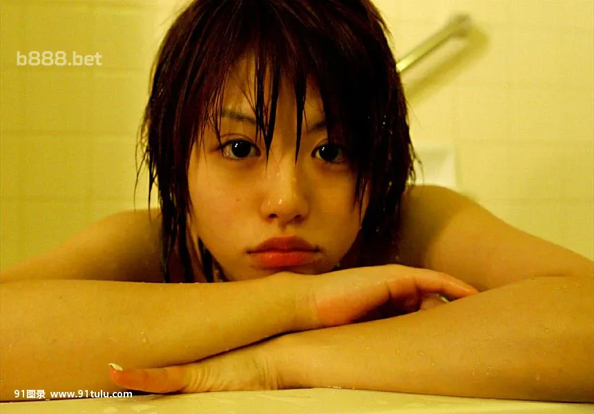 Hitomi-Hayasaka-Asian-teen-disrobing-for-a-hot-bath-showing-nude-hot-body-[15P]hot,Hitomi,Hayasaka,Asian,teen,disrobing,bath,showing,nude,body,15P,Asia,Asian