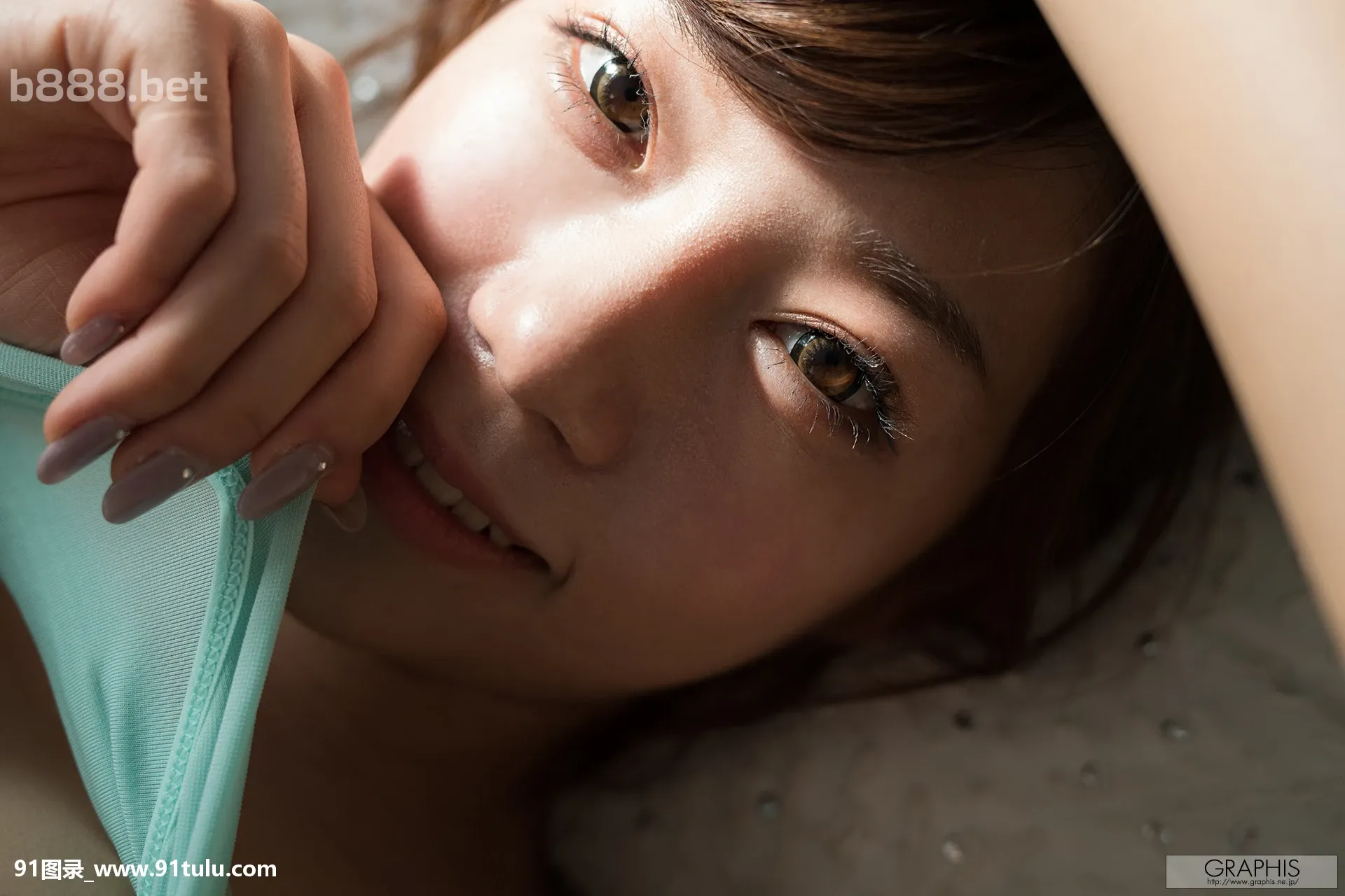 Tsubasa-翼,-[Graphis]-First-Gravure-初脱ぎ娘-Vol.04-[33P]Tsubasa,Graphis,Gravure,初脱,Vol.04,33P