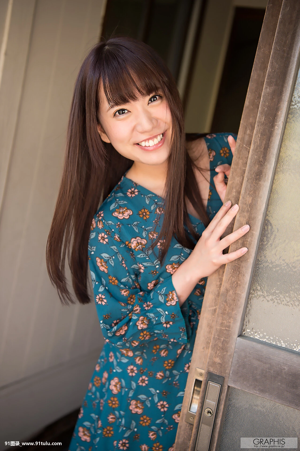 Rin-Hatsumi-初美りん,-[Graphis]-Gals-『Look-At-Me』-Vol.01-[27P]Rin,Hatsumi,初美,Graphis,Gals,Vol.01,27P