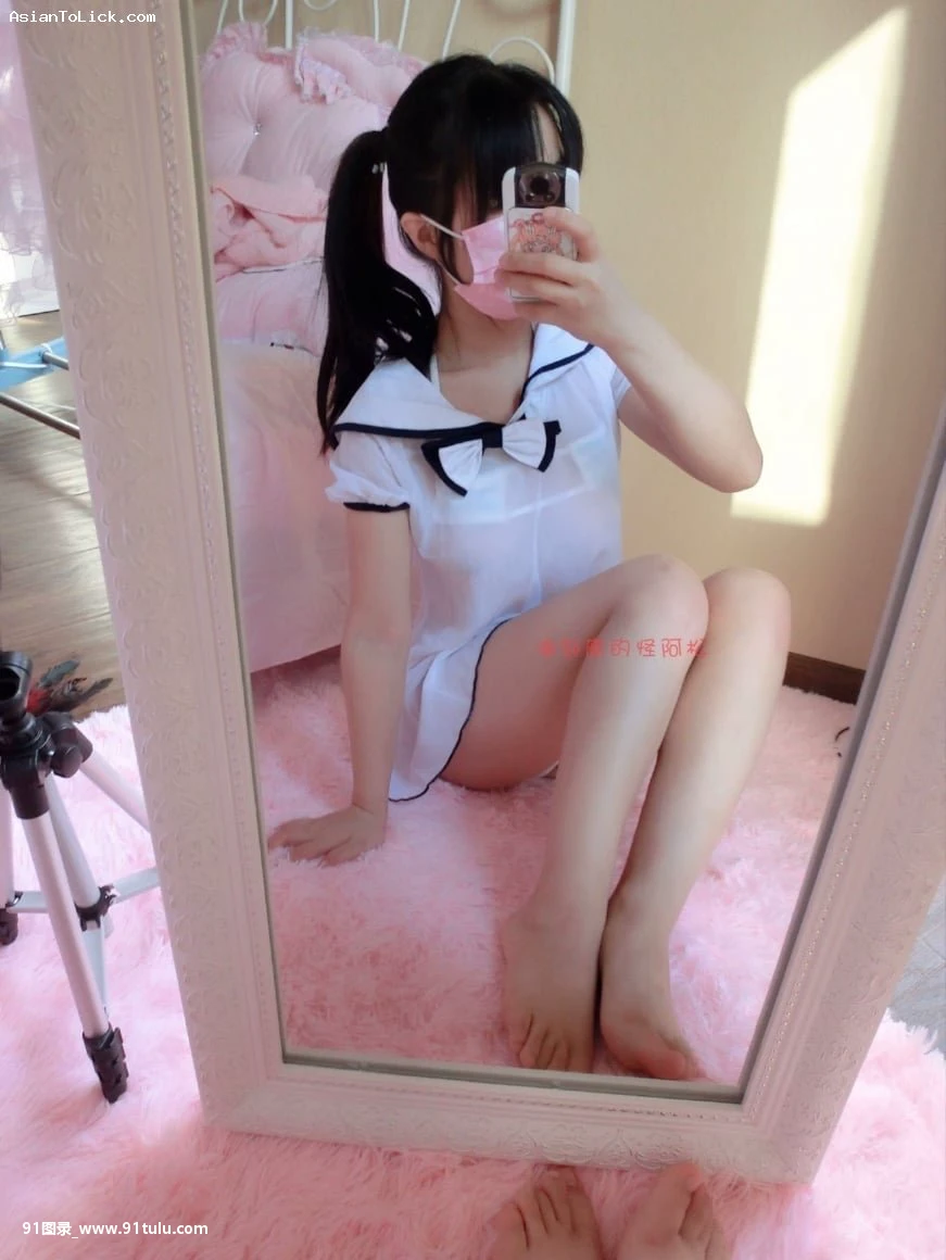 邻座的怪阿松-–-Chinese-loli-girl-take-photo-in-front-of-mirror-show-her-sexy-body-[34P]阿松,Chinese,loli,girl,photo,front,mirror,show,sexy,body,34P,邻座,Chinese,loli