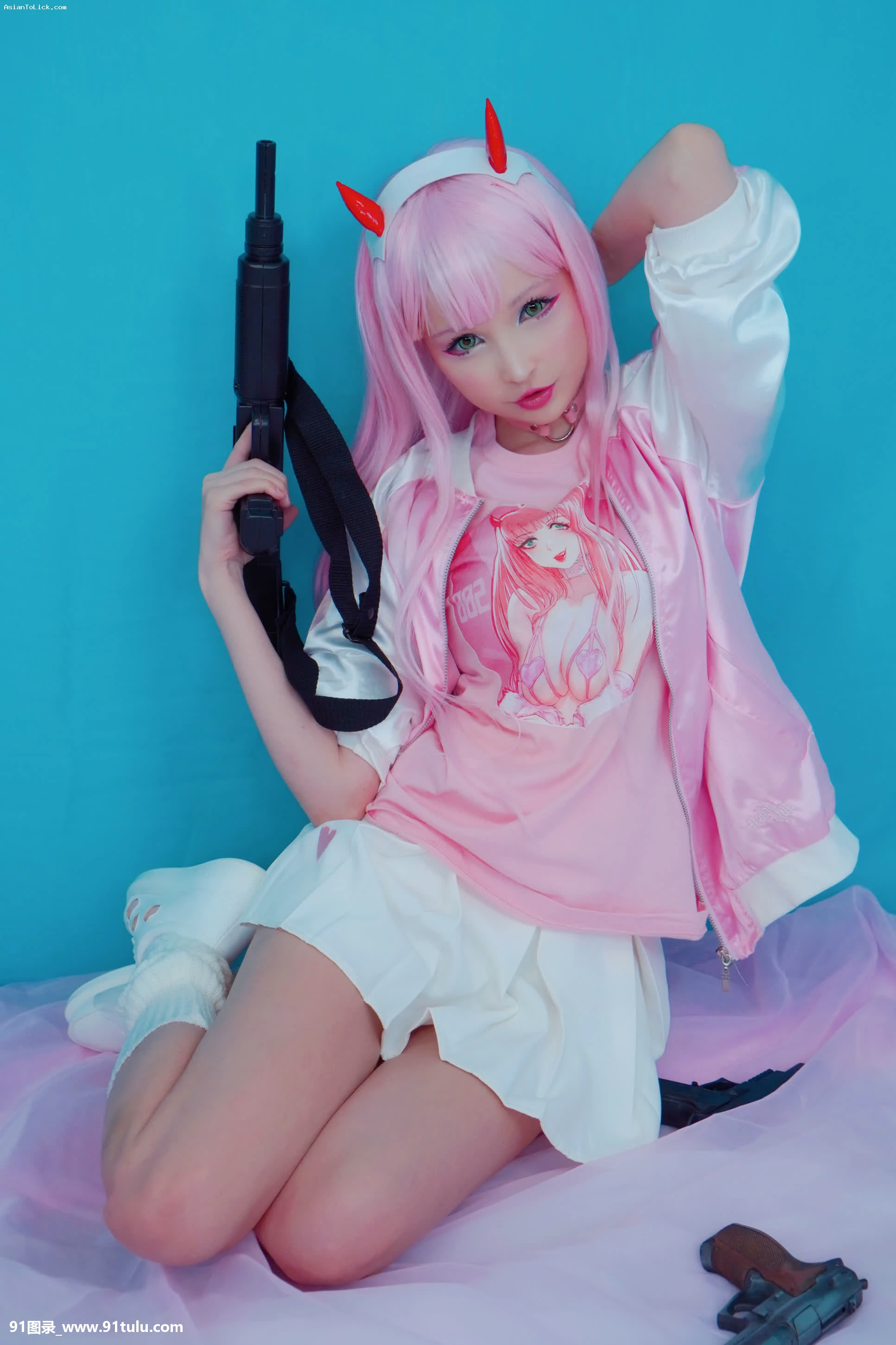 Hidori-Rose-con-cosplay-de-Zero-Two-de-Darling-in-the-Franxx.-+-2-Videos-[45P]de,Hidori,Rose,con,cosplay,Darling,Franxx,Videos,45P,cos,cosplay