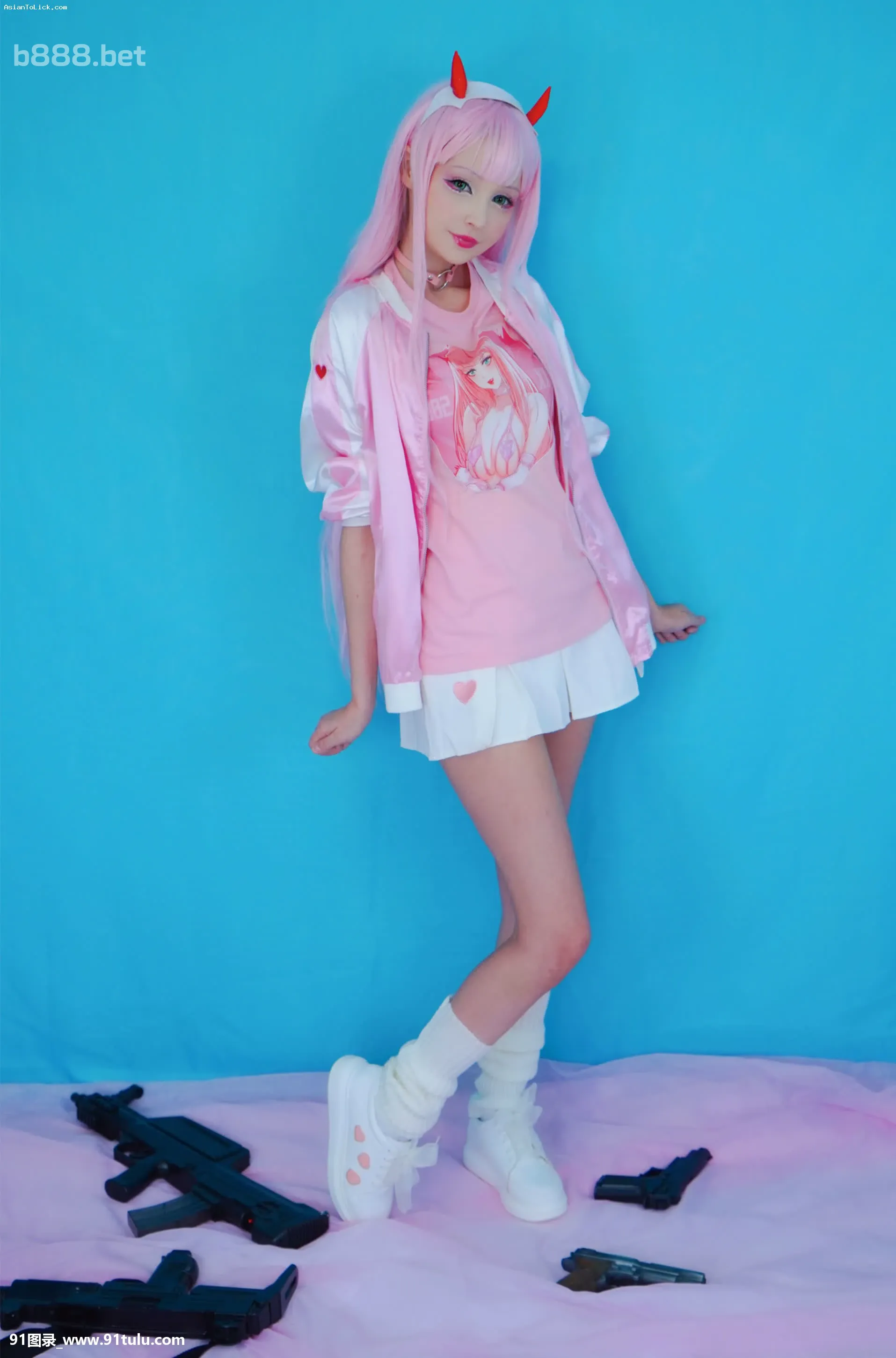 Hidori-Rose-con-cosplay-de-Zero-Two-de-Darling-in-the-Franxx.-+-2-Videos-[45P]de,Hidori,Rose,con,cosplay,Darling,Franxx,Videos,45P,cos,cosplay