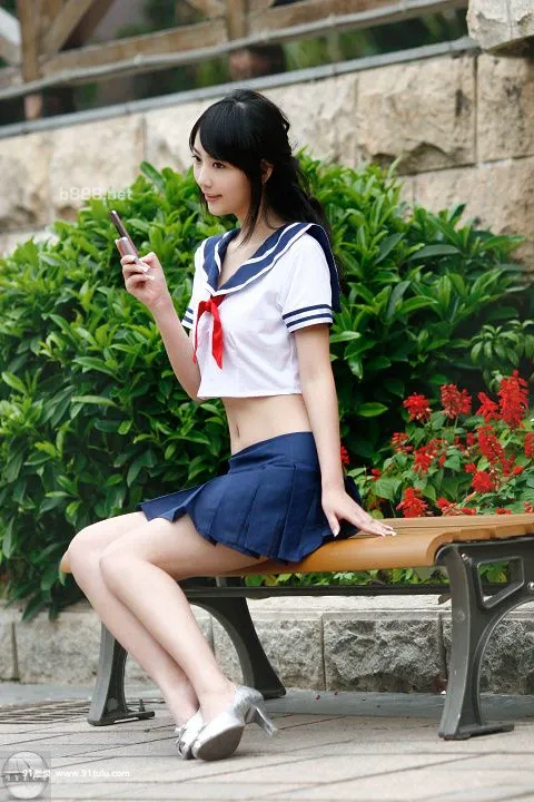 甜甜养眼mm学生制服写真-[11P]mm,11P,养眼,甜甜,写真,制服,学生,制服,写真,学生