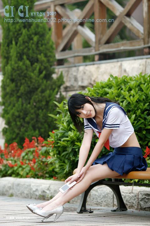 甜甜养眼mm学生制服写真-[11P]mm,11P,养眼,甜甜,写真,制服,学生,制服,写真,学生