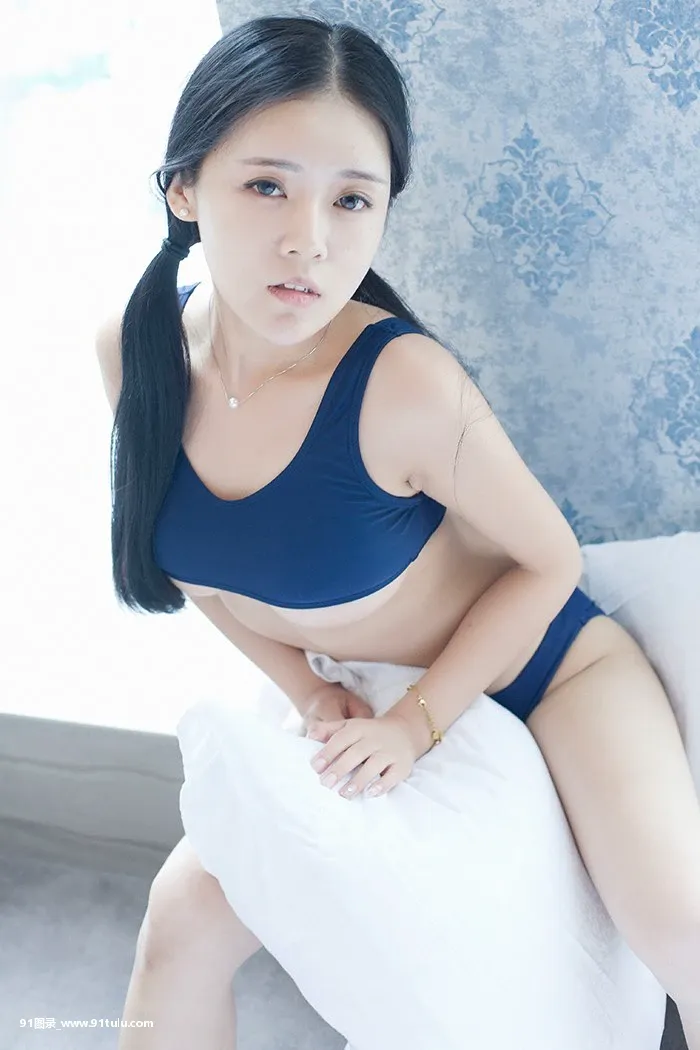 童颜巨乳蕾丝连体衣酒店大胆玩私拍-[48P]童颜,巨乳,蕾丝,连体衣,玩私,48P,酒店,大胆,巨乳,蕾丝,私拍,童颜