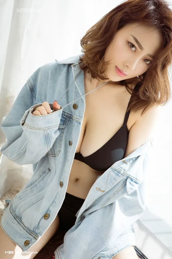 巨乳少妇爱菲豪放私房多姿勾人欲望-[66P]巨乳,爱菲,66P,私房,多姿,豪放,少妇,欲望,巨乳,少妇,私房