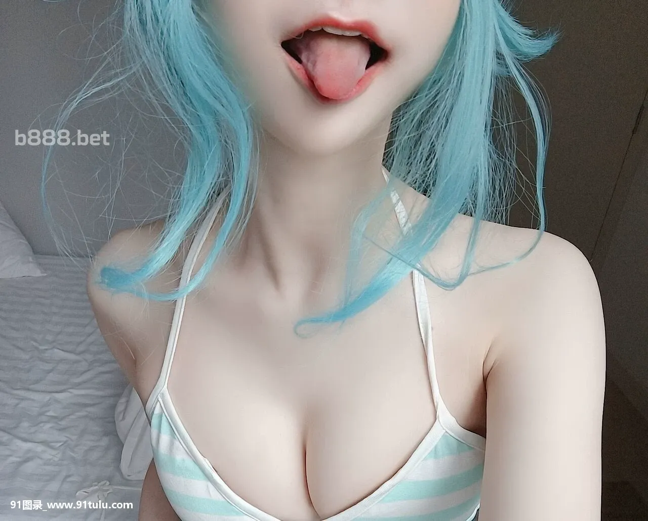 Sally-Dorasnow---Miku-Bikini-[100P]Sally,Dorasnow,Miku,Bikini,100P