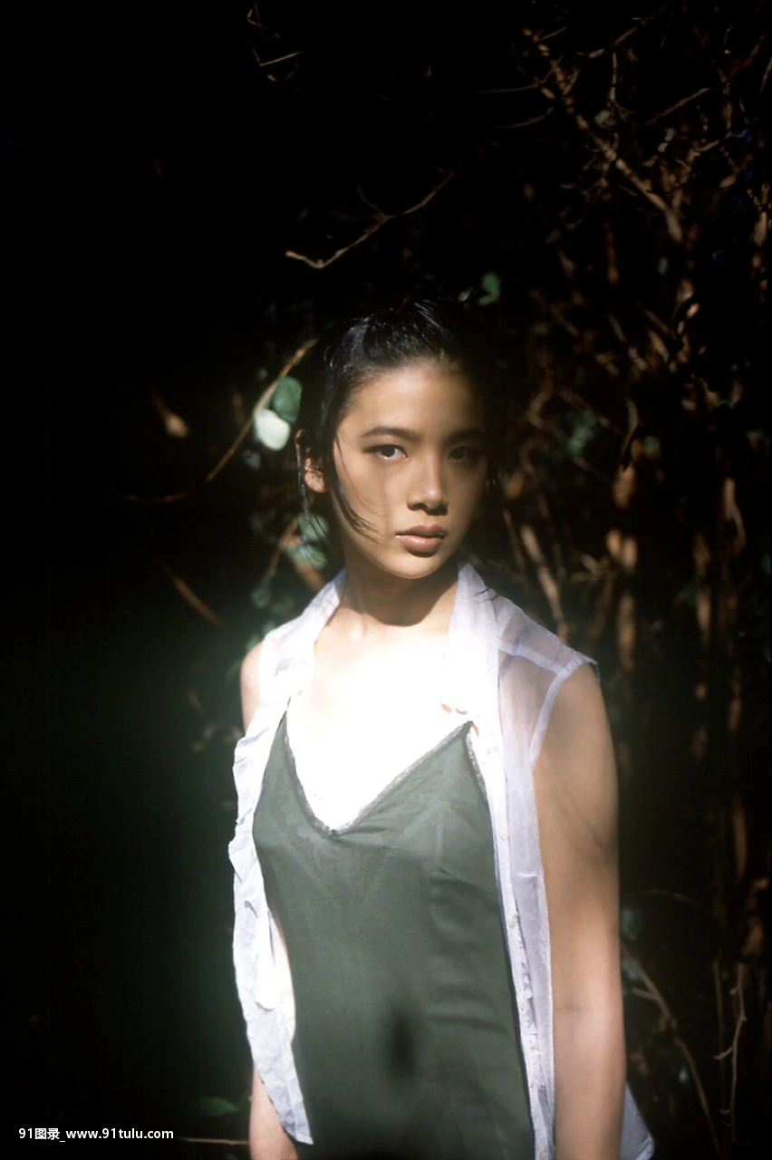 【欧美色图】Maya Akishiro [20P][暴力団 写真]-91图录