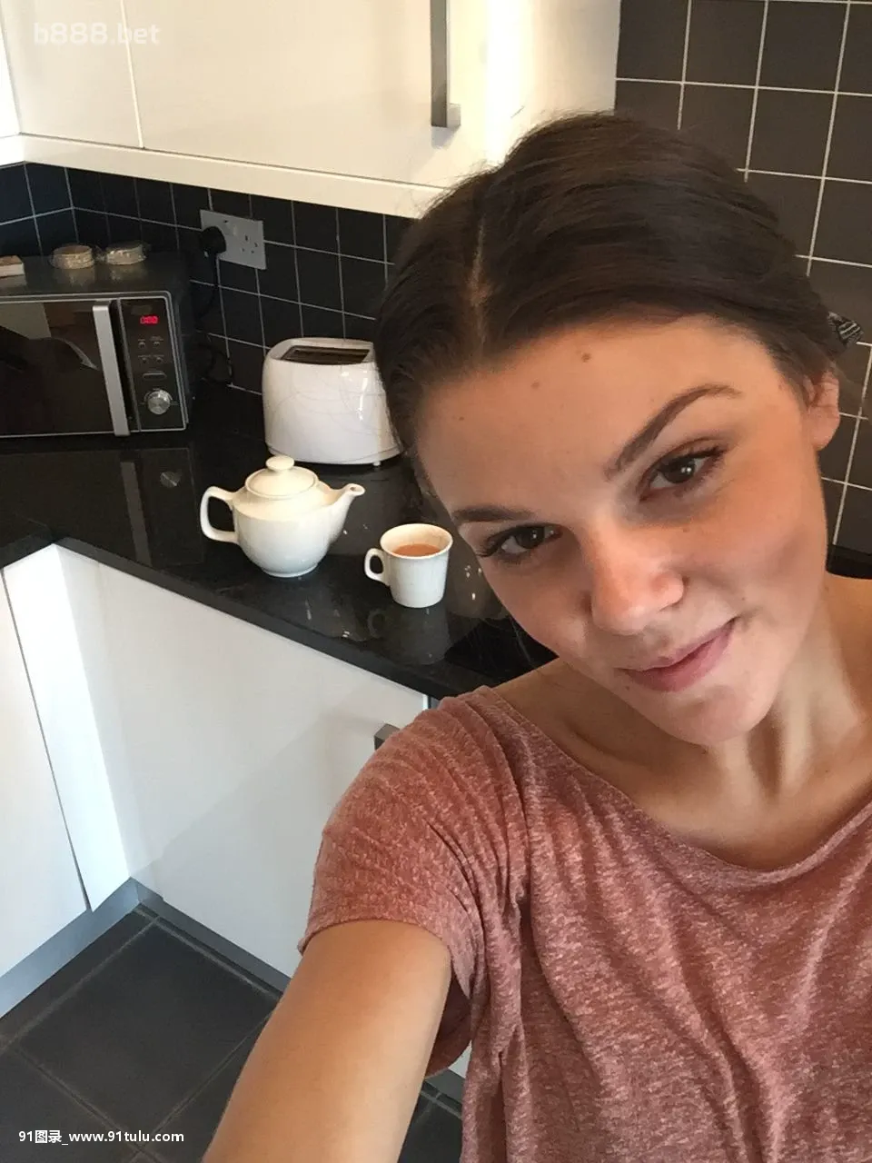 Faye-Brookes-[33P]Faye,Brookes,33P