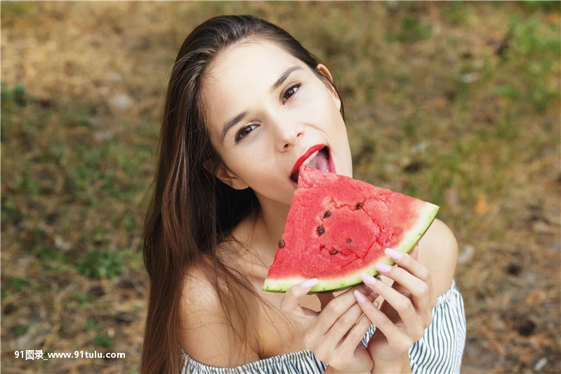 Leona-Watermelon-[23P]Leona,Watermelon,23P